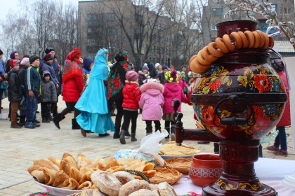 Масленица в Часов Яре